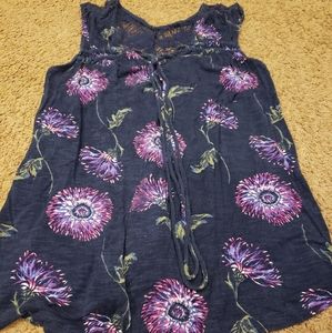 Shirt lot size xl,1x,& 2x (9 pieces)